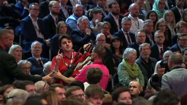 Βρετανία: Φιλοπαλαιστίνιος διαδηλωτής διέκοψε την ομιλία του πρωθυπουργού Στάρμερ 