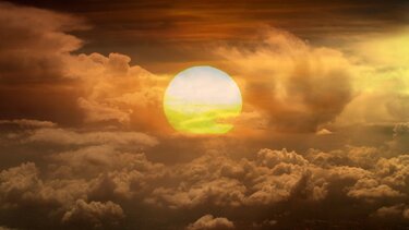 Συννεφιά και τοπικές βροχές τη Δευτέρα στην Κρήτη