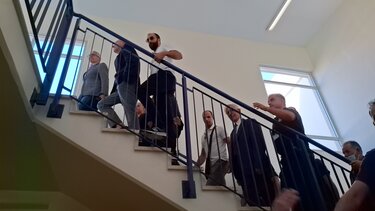 Φωνές και σπρωξίματα στην υποδοχή του Υφυπουργού Υγείας στο ΠΑΓΝΗ - Δείτε βίντεο