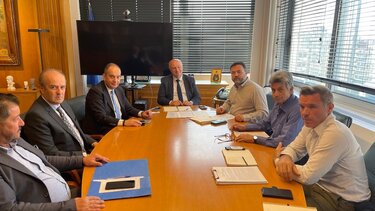 Αγρότες Λασιθίου