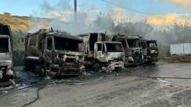Η ώρα των απολογιών για τον εμπρησμό των απορριμματοφόρων του δήμου Μαλεβιζίου