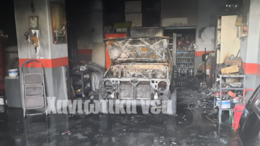 Φωτιά σε φανοποιείο - Κάηκε ολοσχερώς αγροτικό