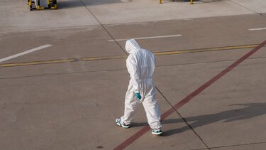 Ιός Μάρμπουργκ: 11 νεκροί στη Ρουάντα - Αρνητικοί οι Γερμανοί ταξιδιώτες