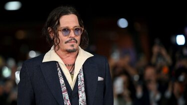 Η μεγάλη επιστροφή του Τζόνι Ντεπ σε χολιγουντιανή παραγωγή μαζί με την Πενέλοπε Κρουζ