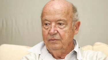 Ο επιστήμονας Μίμης Πλέσσας: Μελέτησε την πρωτεΐνη μυελίνης