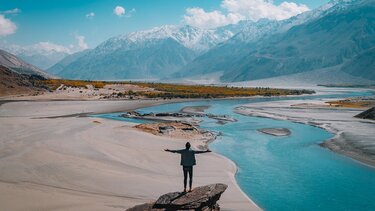 Αναζητείται «CEO» με αμοιβή 15.000 ευρώ για να κάνει διακοπές σε όλο τον κόσμο