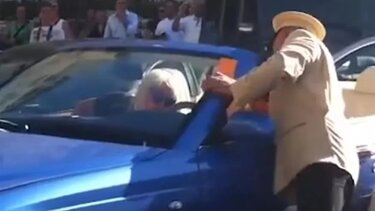 Τροχαίο στο Μονακό... αξίας 1,12 εκατ. ευρώ - Οδηγός πήρε σβάρνα Aston Martin, Ferrari, Rolls Royce και Porsche