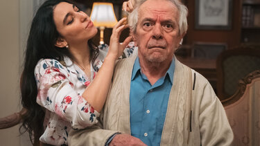 «Χόρεψε με πατέρα» της Κατερίνας Αντωνιάδου