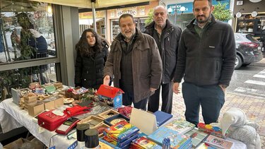 Δημαρχος στο Παζάρι