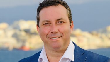 Μενεγάκης
