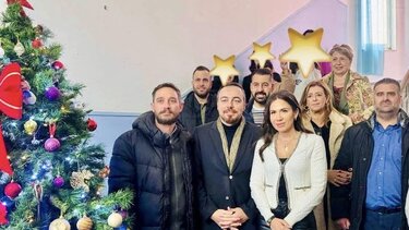 ΠΑΣΟΚ, Δώρα