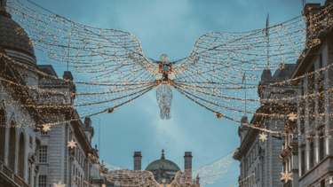 χριστουγεννιάτικος στολισμός στο λονδίνο