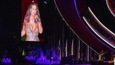 Μαράια Κάρεϊ