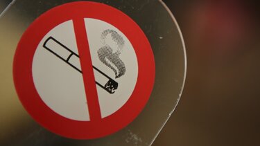 Κάπνισμα: Νέες απαγορεύσεις για τους θεριακλήδες - Αντιδρούν οι επιχειρηματίες της εστίασης