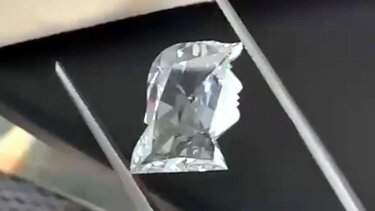 Τραμπ, πετράδι