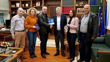 Διεθνής Ένωση Αστυνομικών, Αρναουτάκης