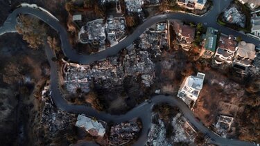 los antzeles pyrkagia