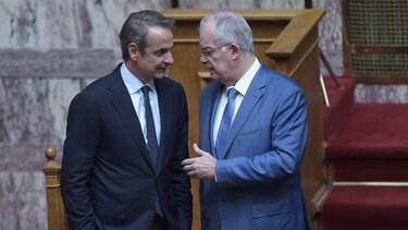 Μητσοτάκης, Τασούλας