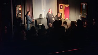 Παράσταση, Θεατρικός περίπλους