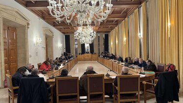 dimotiko symboulio.....