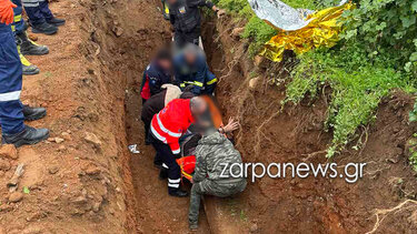 ανδρας σε χαντακι