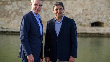 Αυγενάκης Λευτέρης, Τζέφρι Παϊατ