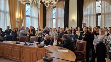 dimotiko symboulio.................