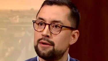 prothipourgos groilandias