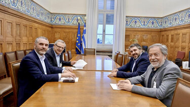 Μανόλης Χνάρης, ΣΕΒΙΤΕΛ