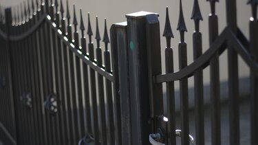 Θεσσαλονίκη: 'Εκλεψε την καγκελόπορτα μονοκατοικίας