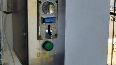 «Η πιο ακριβή τουαλέτα στην Ευρώπη»: Το μοναστήρι στην Κέρκυρα που έχει προκαλέσει σάλο