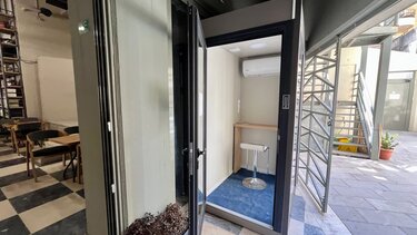 Στο Πολύκεντρο Νεολαίας ο πρώτος ηχομονωμένος χώρος εργασίας για τους ψηφιακούς νομάδες 
