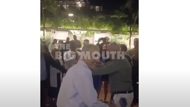 Ζειμπέκικο, Παπανδρέου, Χανιά