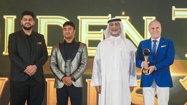 Ζαχαρίας Χνάρης βραβεία