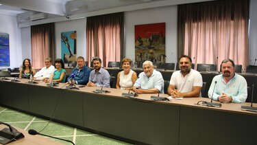 Μίκης Θεοδωράκης