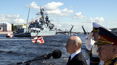 navy day parade