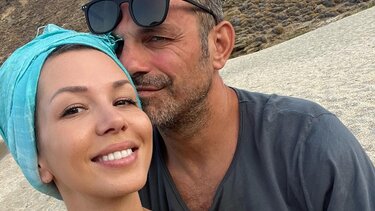 Βαρύ πένθος για τον Ντέμη Νικολαϊδη: «'Εφυγε» από τη ζωή η σύντροφός του, Αλεξάνδρα Νικολαΐδου