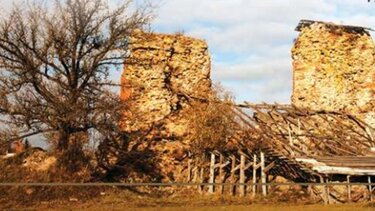 Αγουστί χωριό