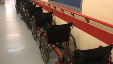 ευχαριστήριο, δωρεά, αμαξίδια