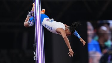 Εξασφάλισε το ασημένιο στο Παγκόσμιο ο Καραλής και πάει για τη μεγάλη μάχη με τον Ντουπλάντις!