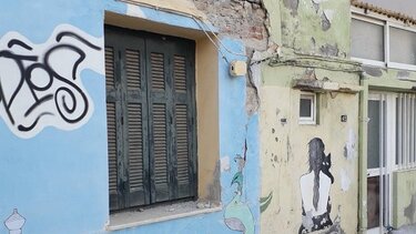 Λάκκος, Ετοιμόρροπο