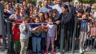 Γάζι: Εγκαινιάστηκε η νέα παιδική χαρά στην πλατεία Μιχ. Κατσαμάνη - Φωτογραφίες