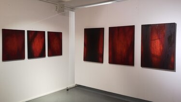 Έκθεση, Μετάβαση