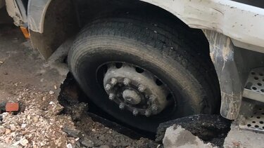 Απορριμματοφόρο Λακούβα 