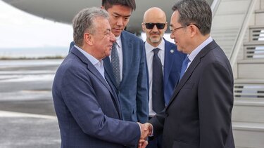 Κινέζος, Αρναουτάκης 