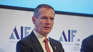 Μανουσάκης AIF