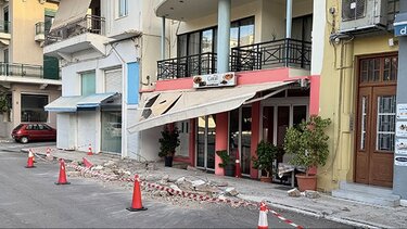 Πτώση μπαλκονιού, Άγιος Νικόλαος