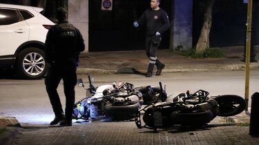 Επεισοδιακή καταδίωξη με πυροβολισμούς: Διαρρήκτες εμβόλισαν μηχανές της Ομάδας ΔΙΑΣ