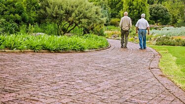 Ηλικιωμένοι, Περπάτημα