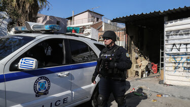 roma astynomikoi kataylismos